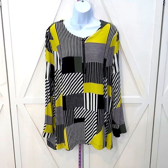 Ulla Popken Geometric Black White & Green Blouse Size 20 / 22 - Picture 1 of 10